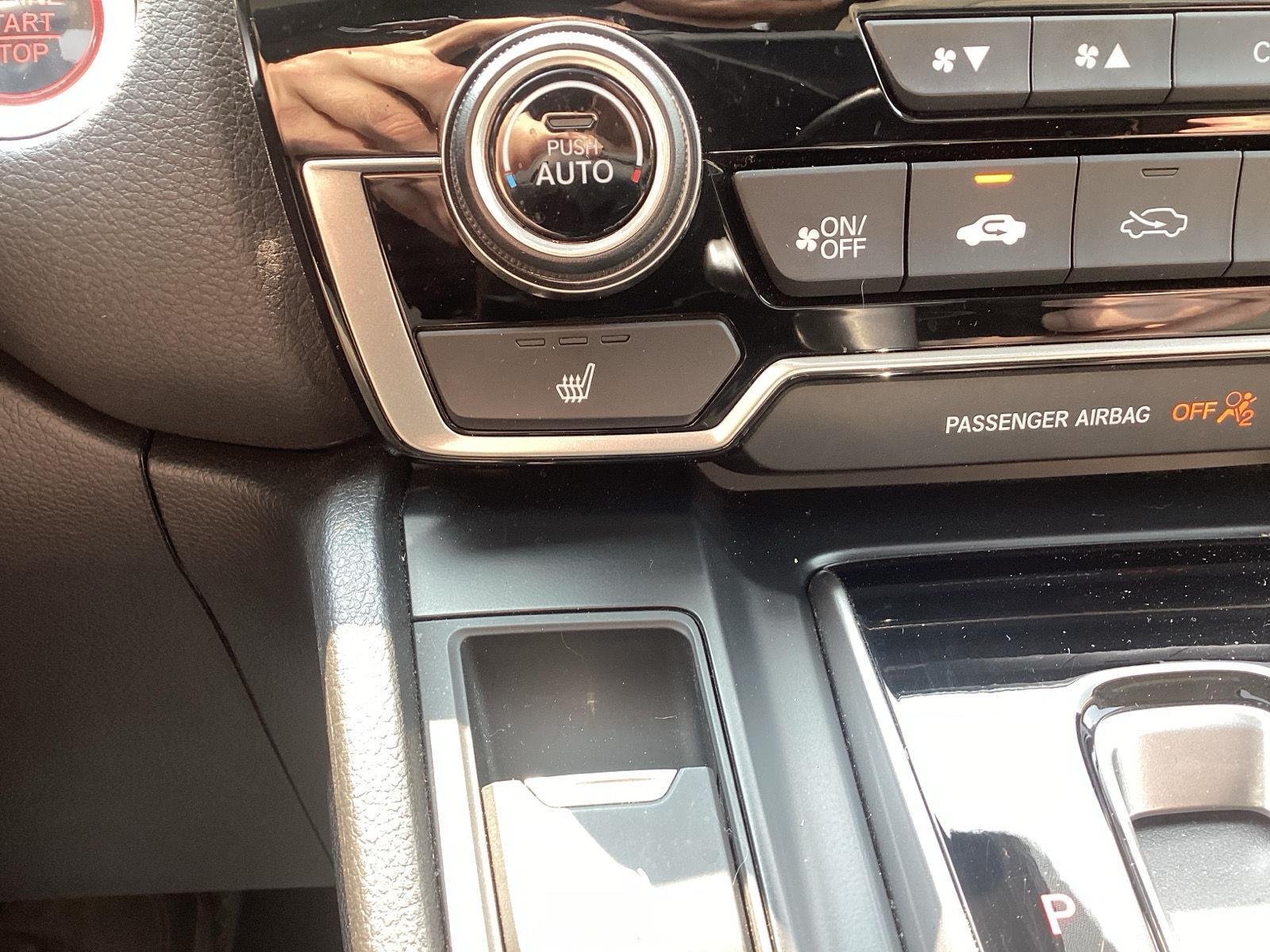 Used 2019 Platinum White Pearl Honda EX image 25