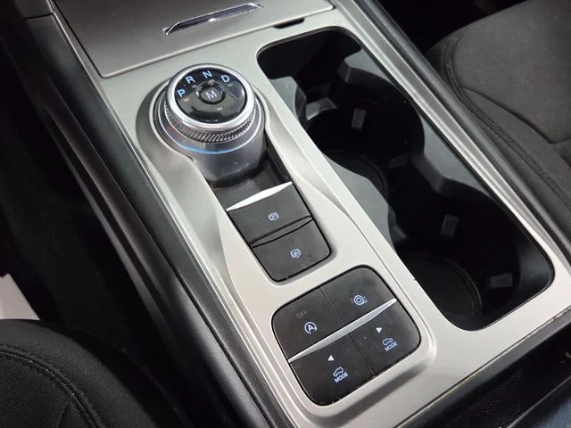 Used 2020 Silver Ford XLT image 24