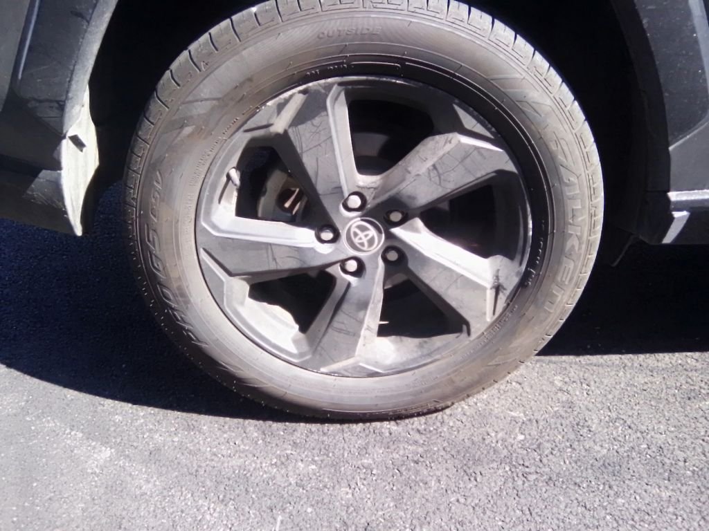 Used 2021 Gray Toyota XSE image 3