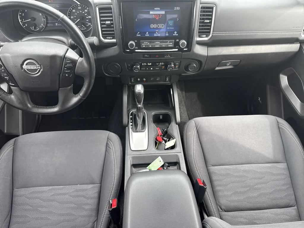 Used 2023 Glacier White Nissan SV image 15