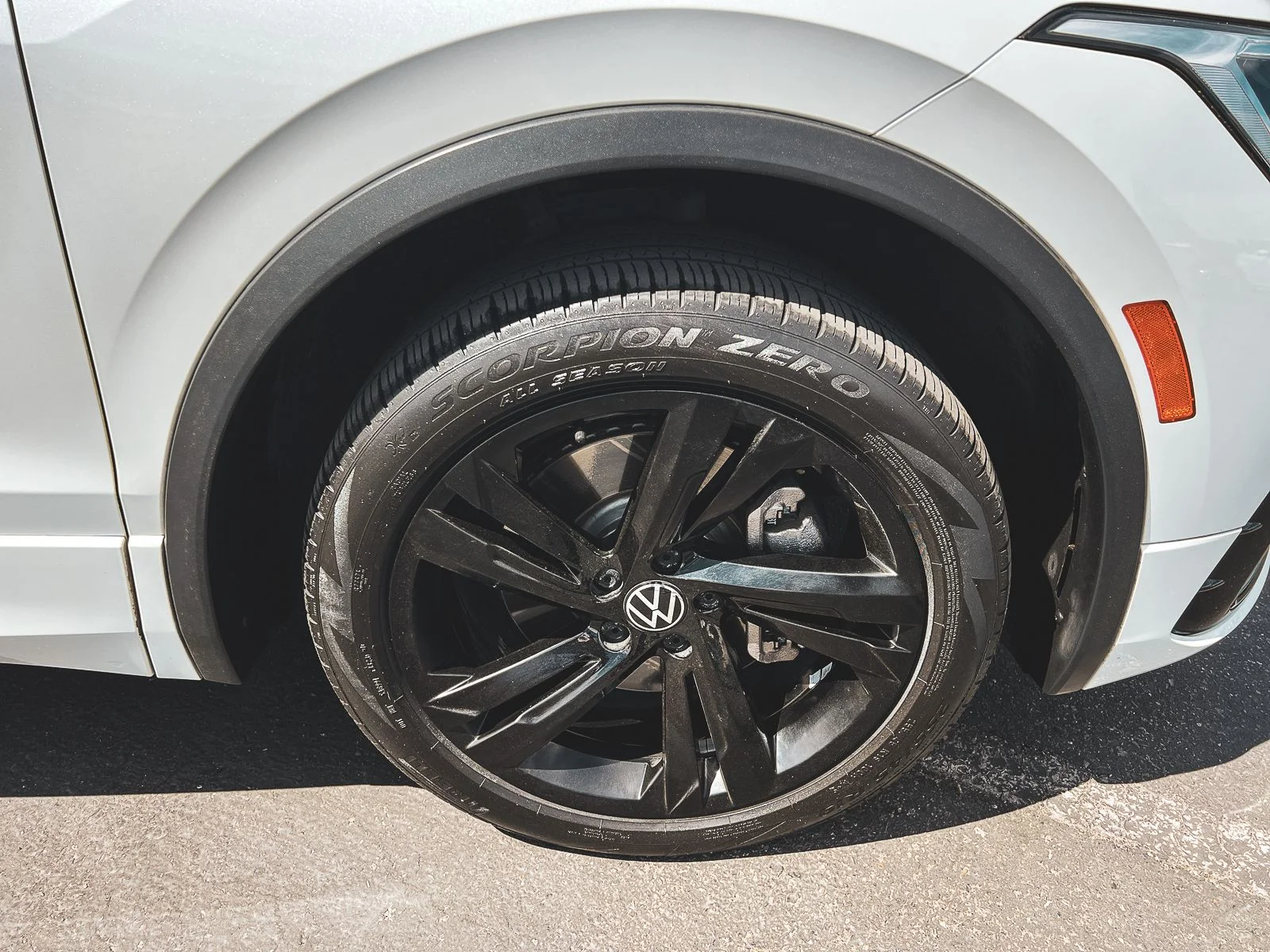 2024 Volkswagen Tiguan SE R-LINE BLACK - Photo 9