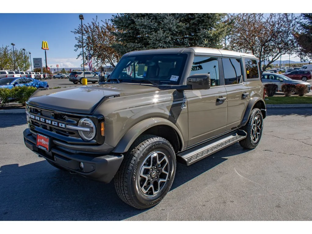 New 2026 MARSH GRAY Ford Outer Banks image 4