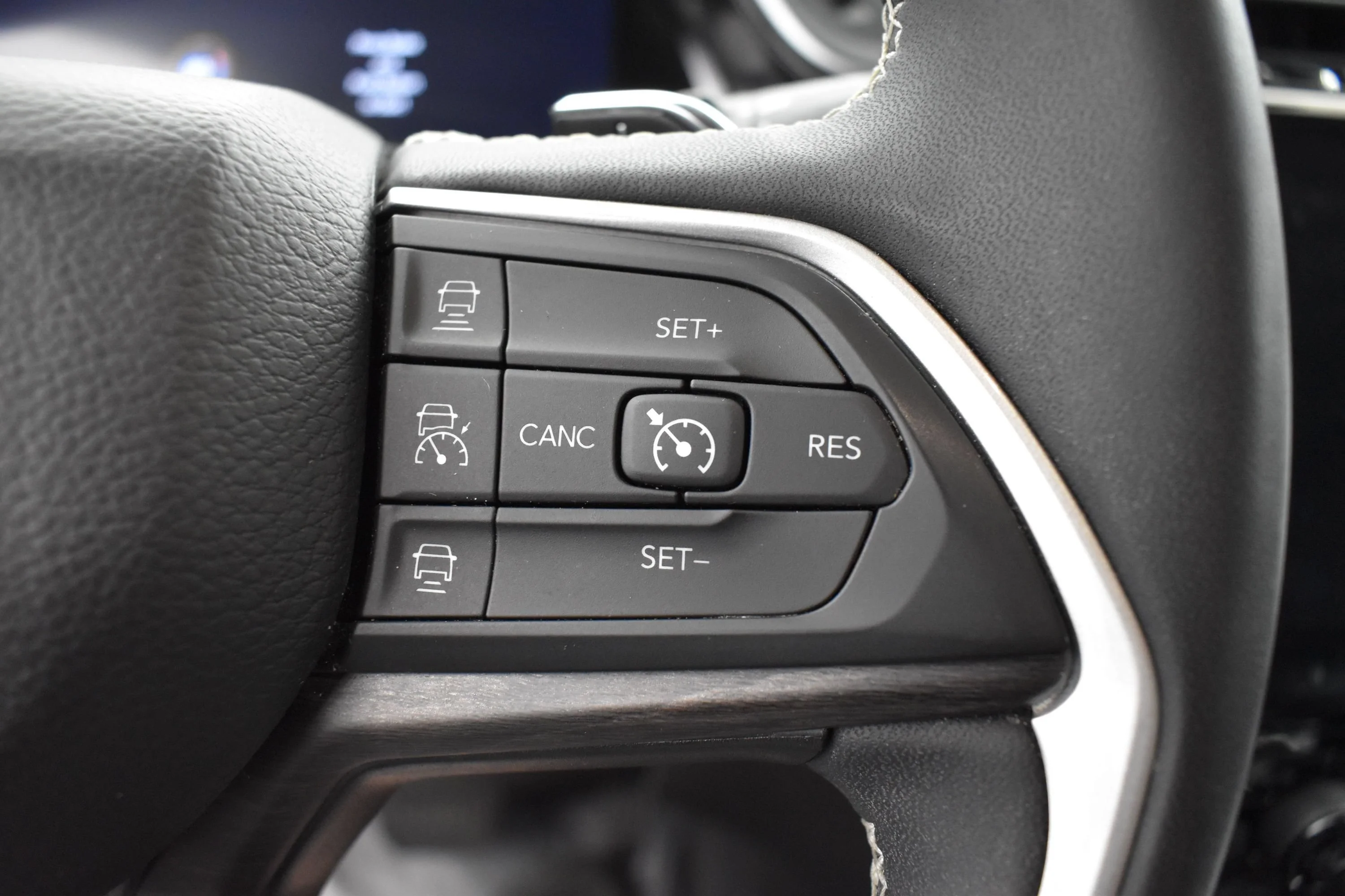 Used 2023 Bright White Clearcoat Jeep  image 7
