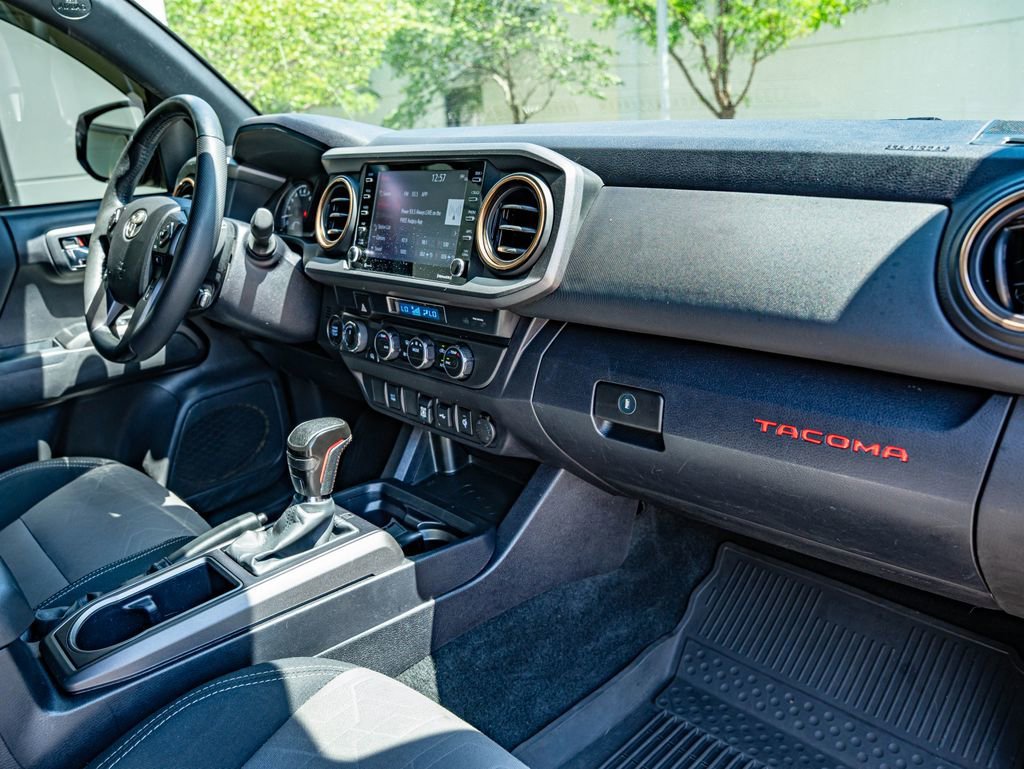 Used 2022 Lunar Toyota TRD Off-Road image 39