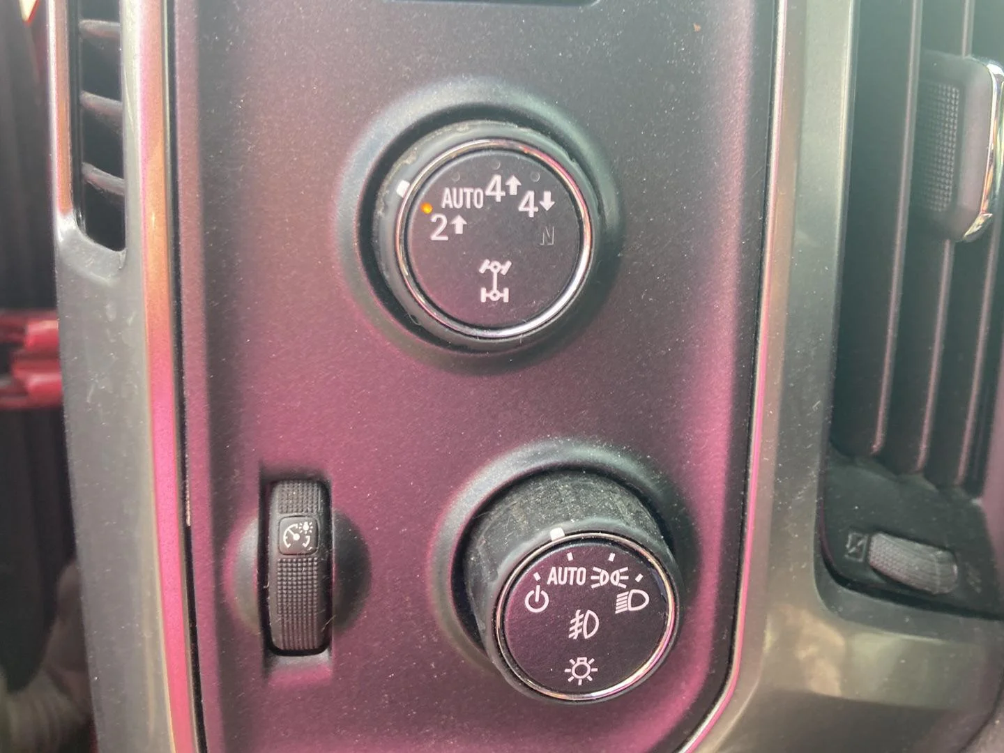 Used 2019 Cajun Red Tintcoat Chevrolet LT image 15