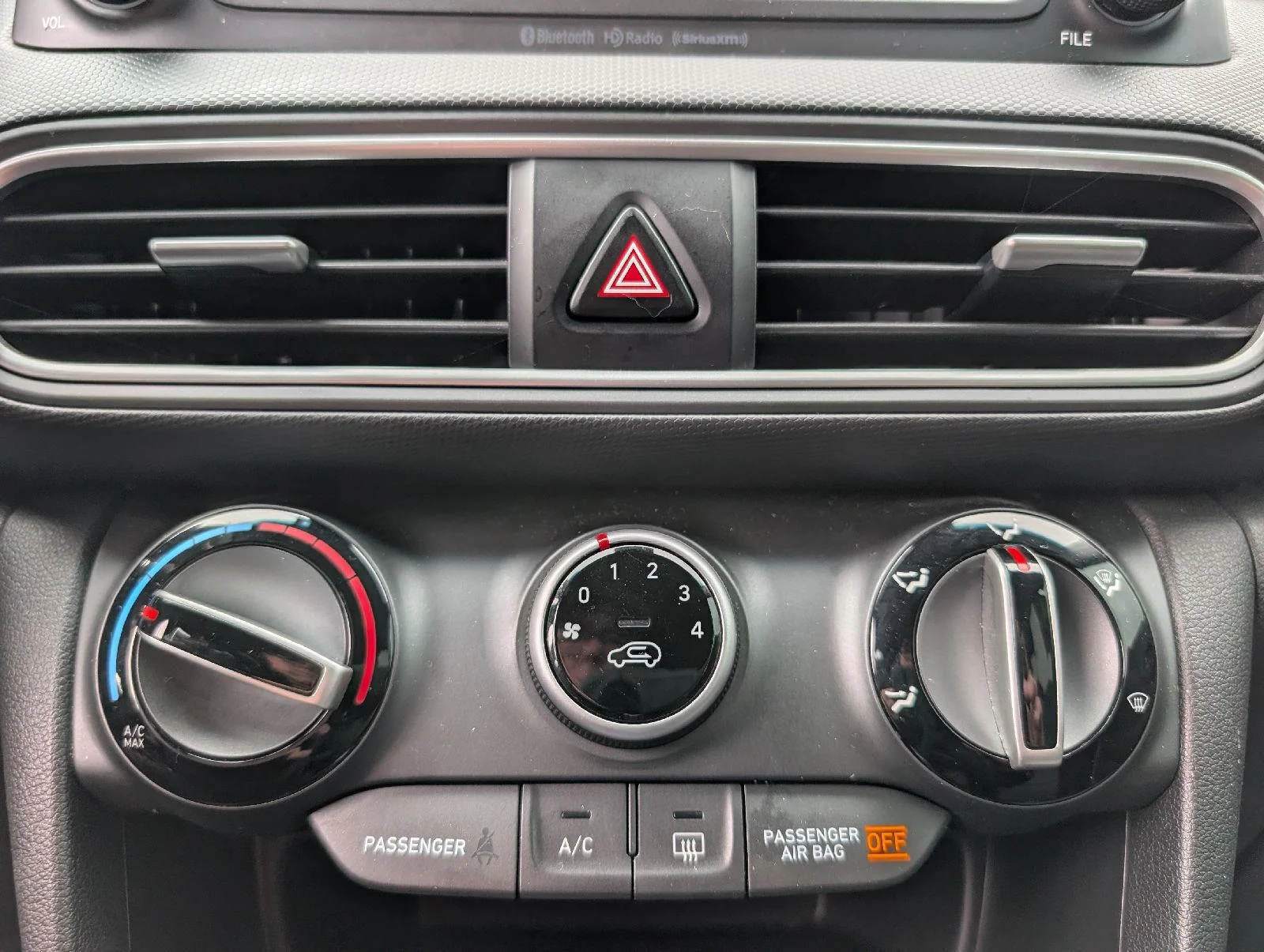 Used 2020 Thunder Gray Hyundai SEL image 16