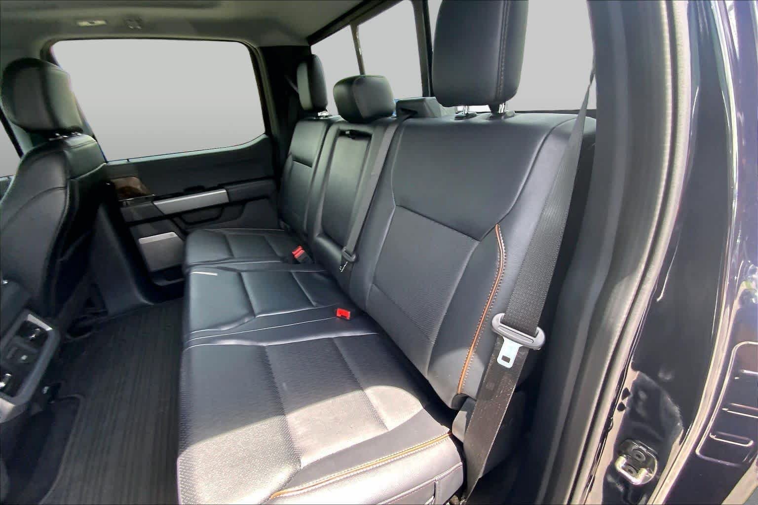 Used 2025 Antimatter Blue Metallic Ford LARIAT image 21