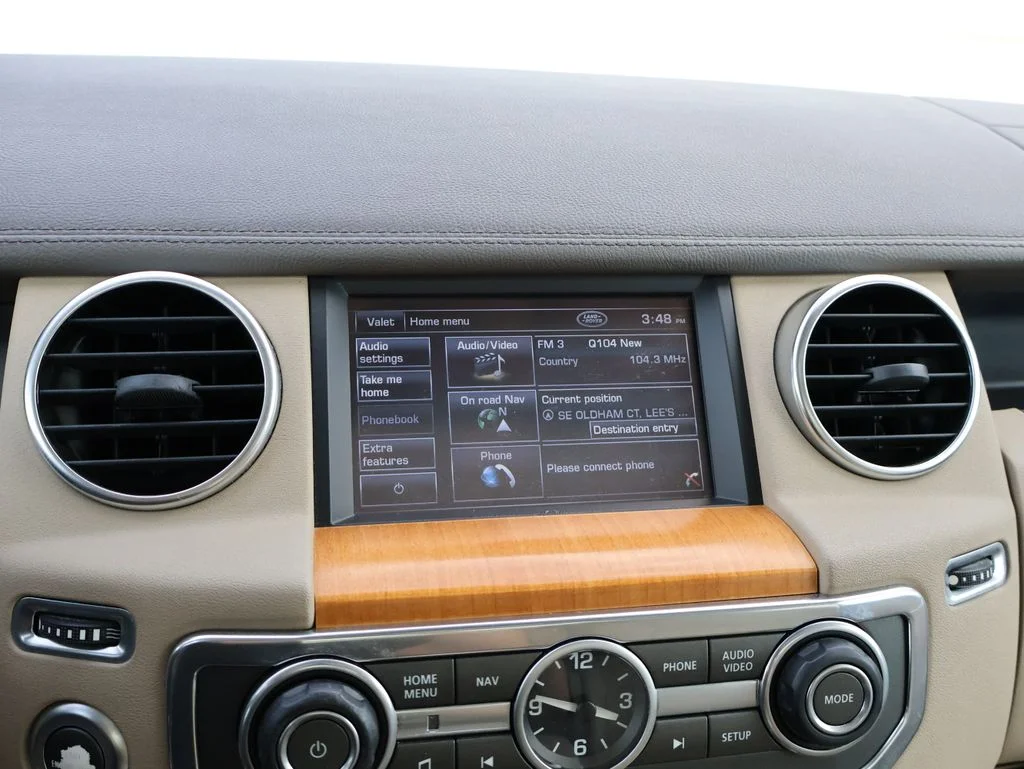 Used 2012  Land Rover HSE image 24