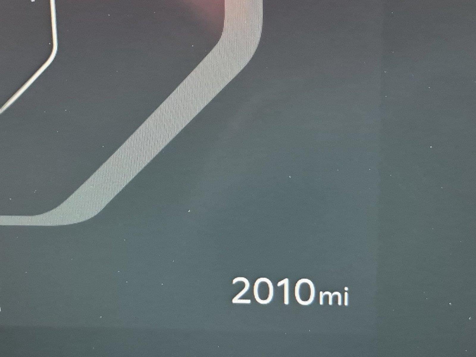 Used 2026 Ceramic Silver Kia SX image 23