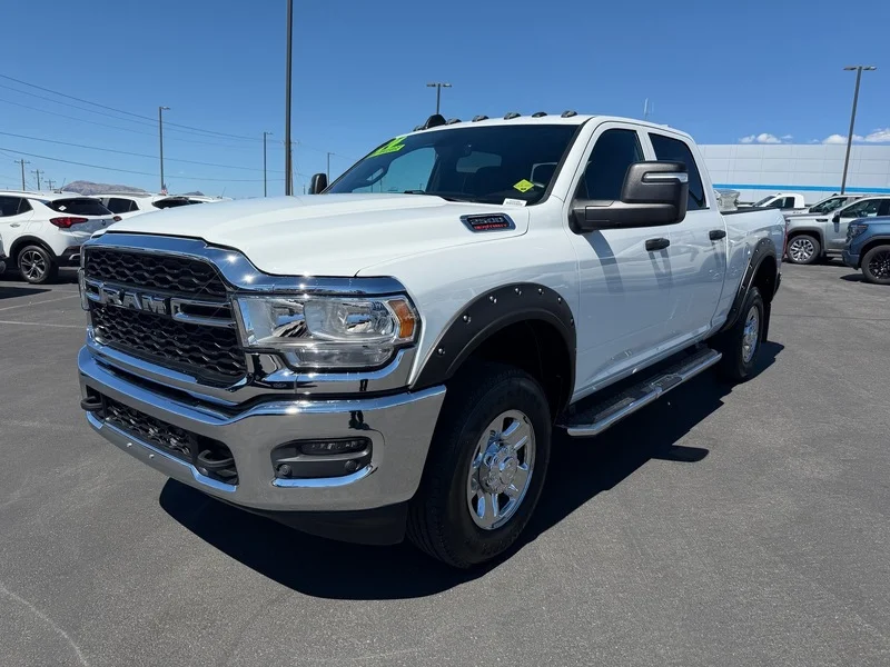 Used 2024 Bright White Clea Ram Tradesman image 7