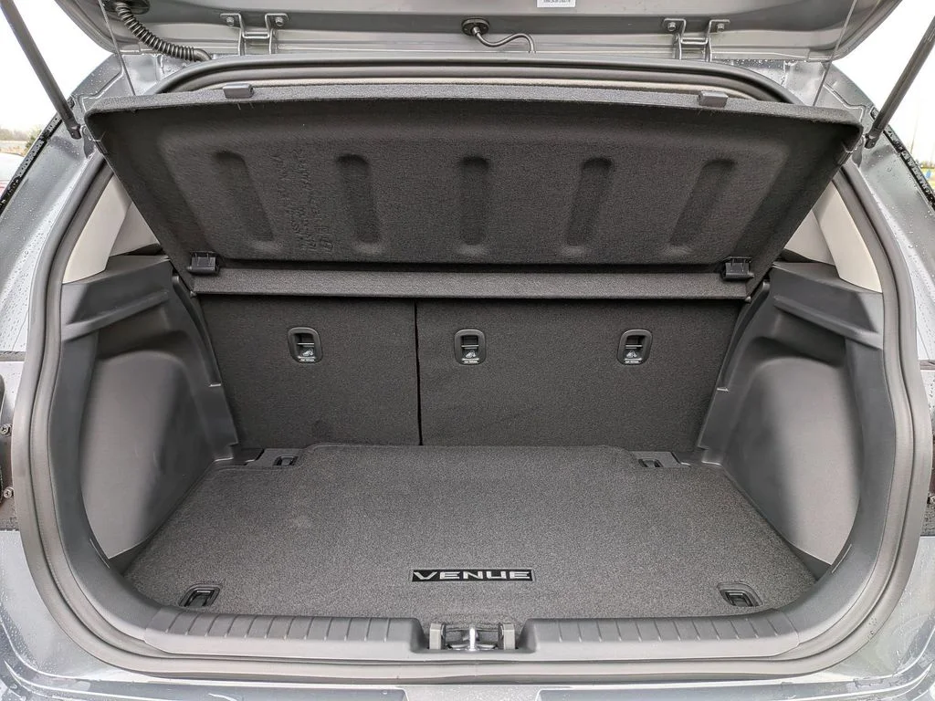 New 2026 Gray Hyundai SEL image 27