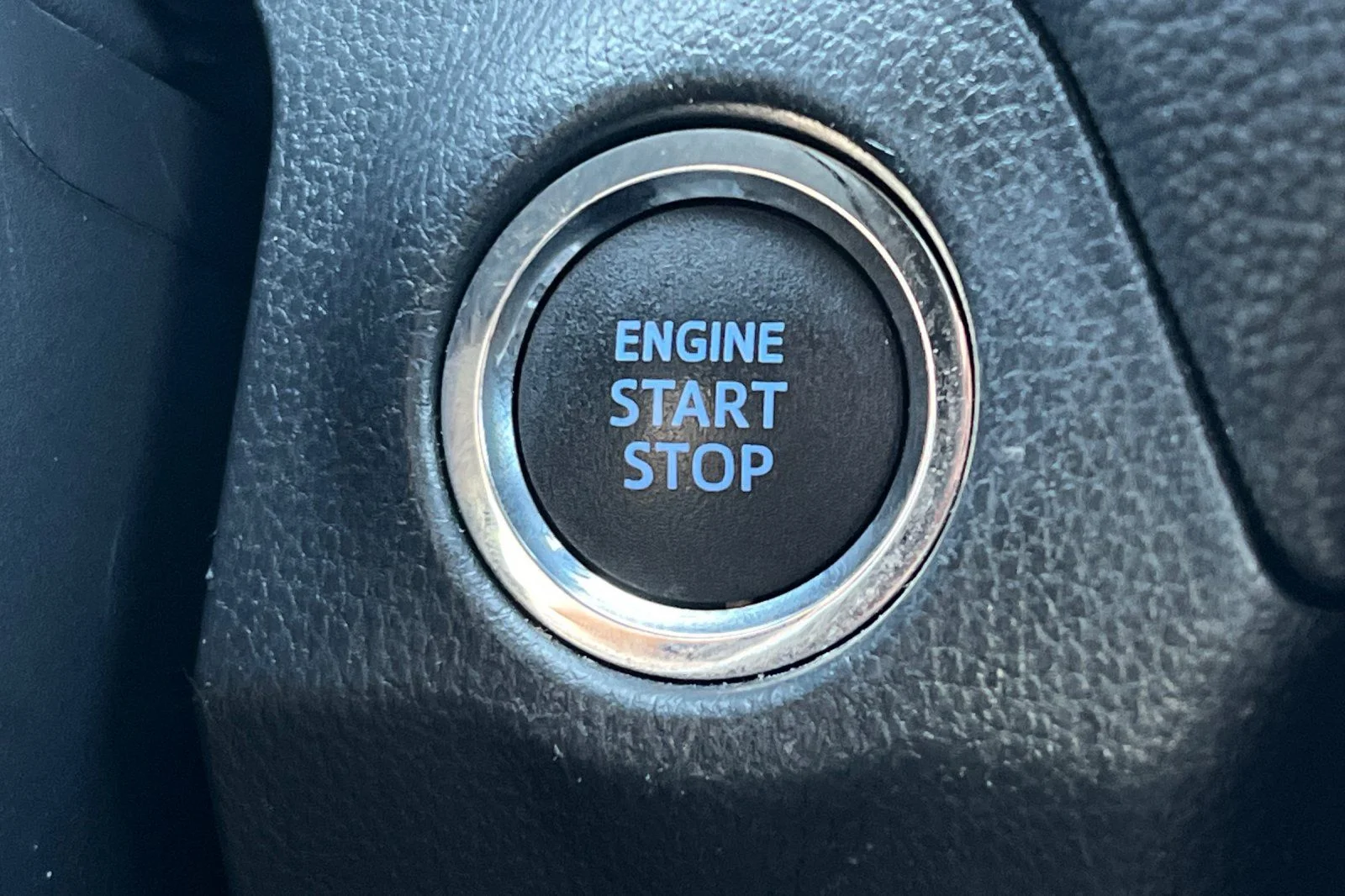 Used 2021 Black Toyota XLE image 21