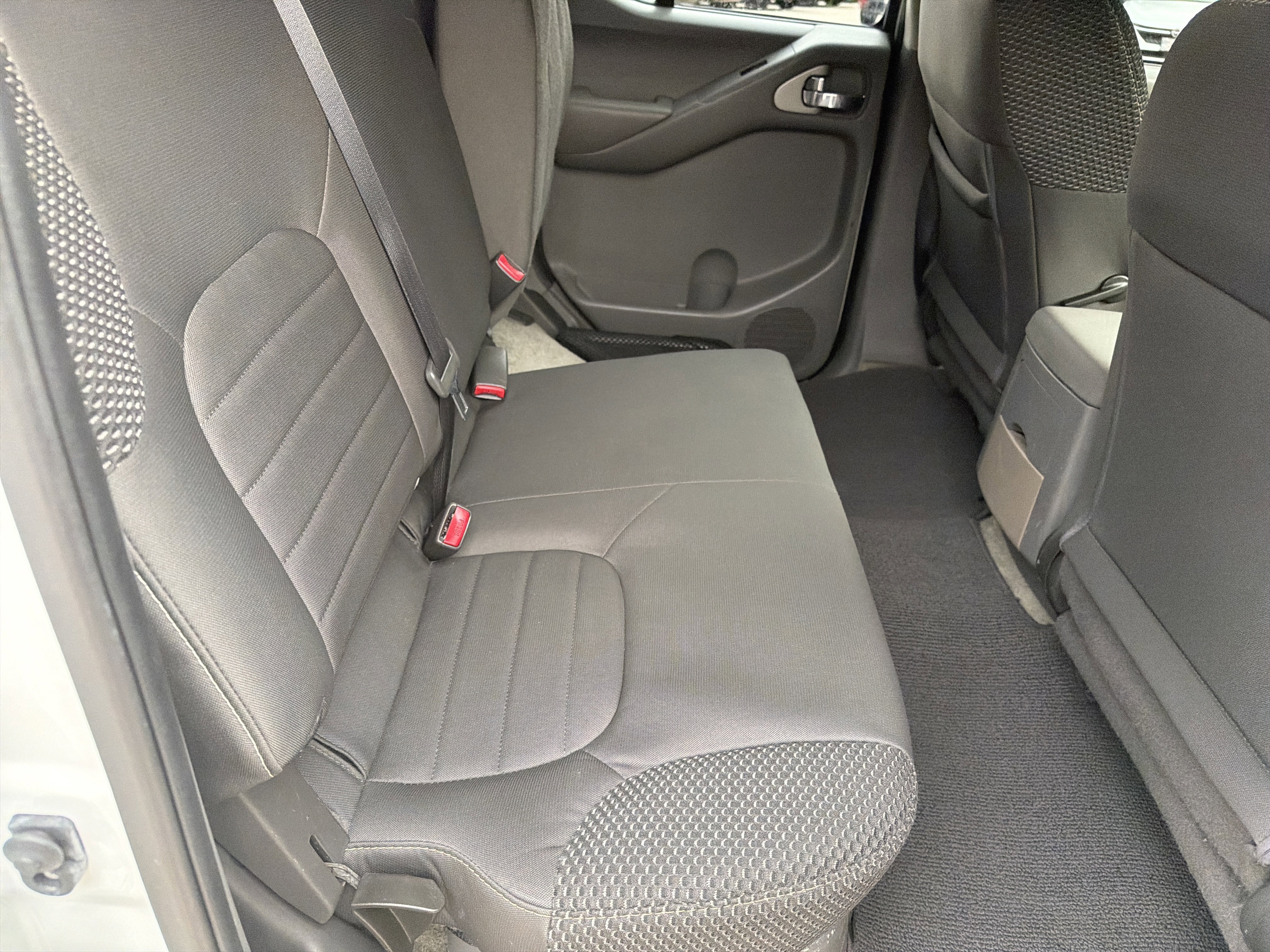 2016 Nissan Frontier Desert Runner - Photo 16