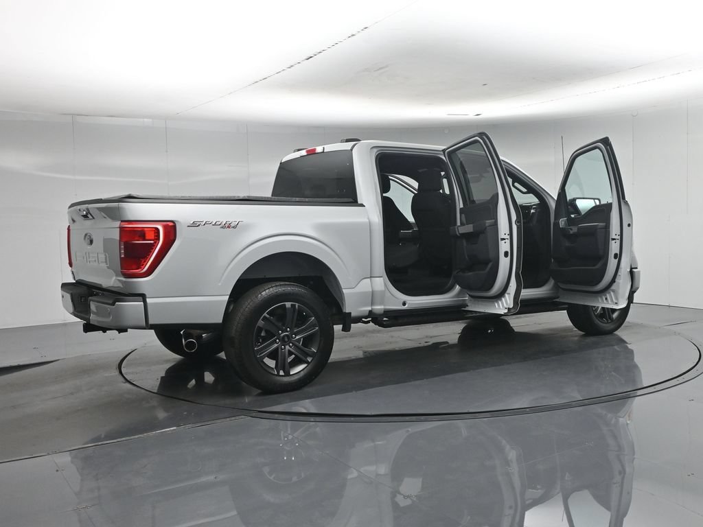 Used 2023 White Ford XLT image 5