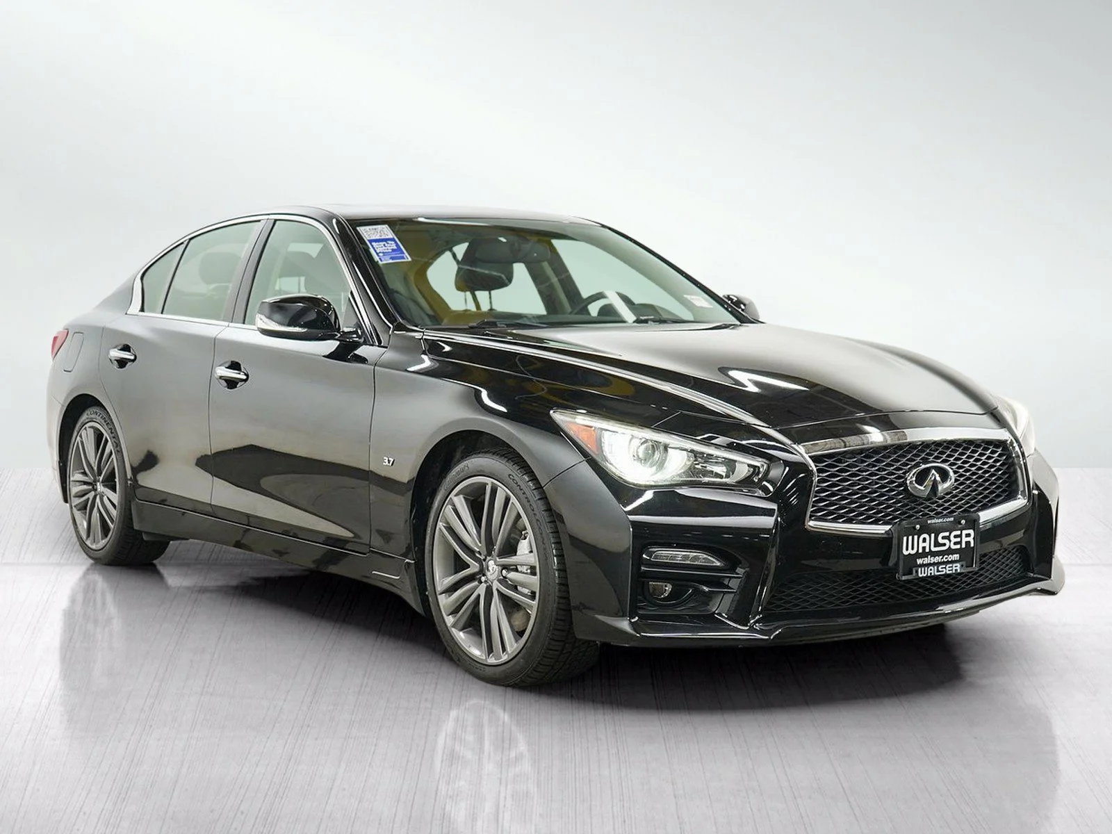 Used 2015 Black Obsidian INFINITI Sport image 7