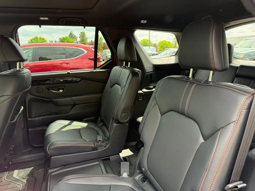 Used 2025 Radiant Red Honda TrailSport image 30