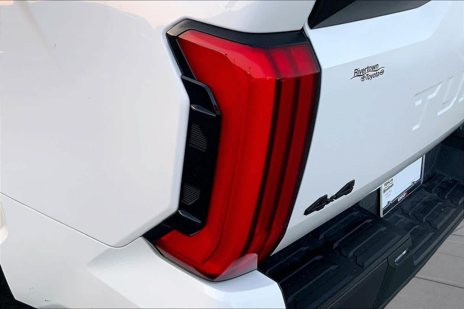 Used 2024 Ice Cap Toyota SR image 27