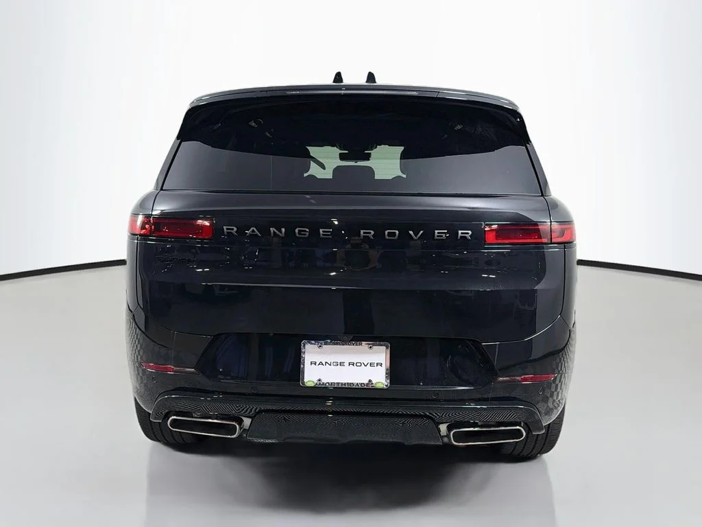 New 2027 Santorini Black Land Rover Dynamic SE image 6