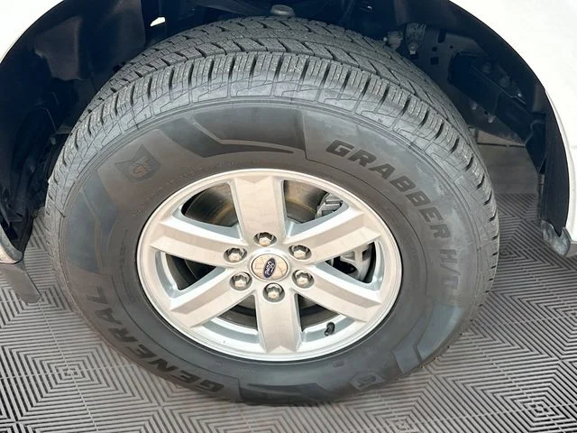 Used 2023 White Ford XL image 29