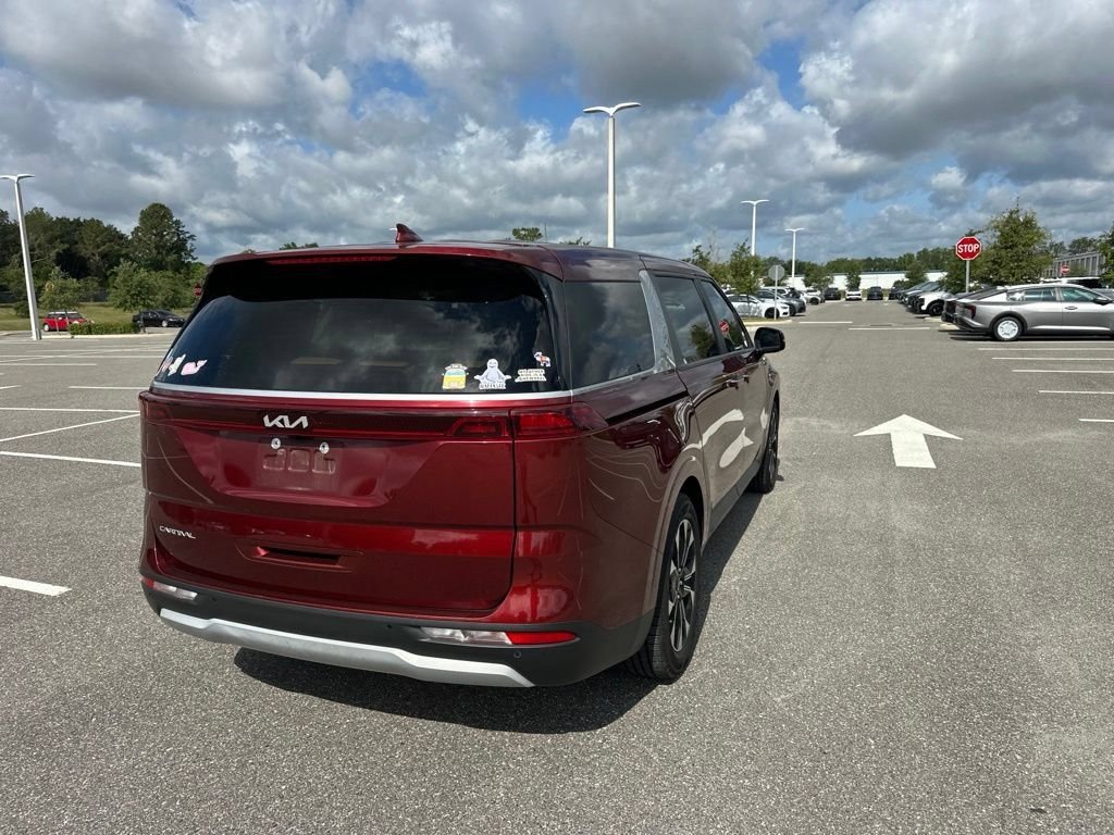 Used 2023 Red Kia EX image 7