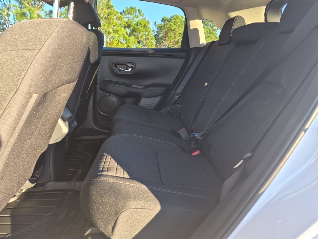 New 2027 Platinum White Pearl Honda LX image 14