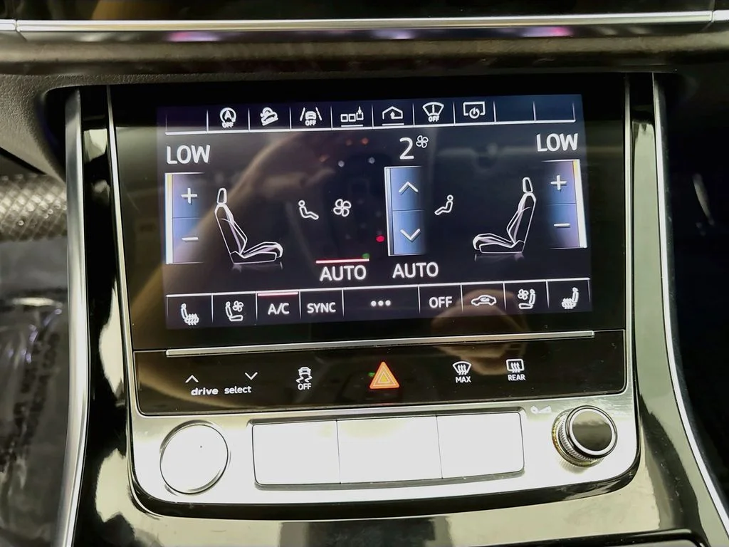 Used 2019 Black Audi 3.0T Prestige image 16
