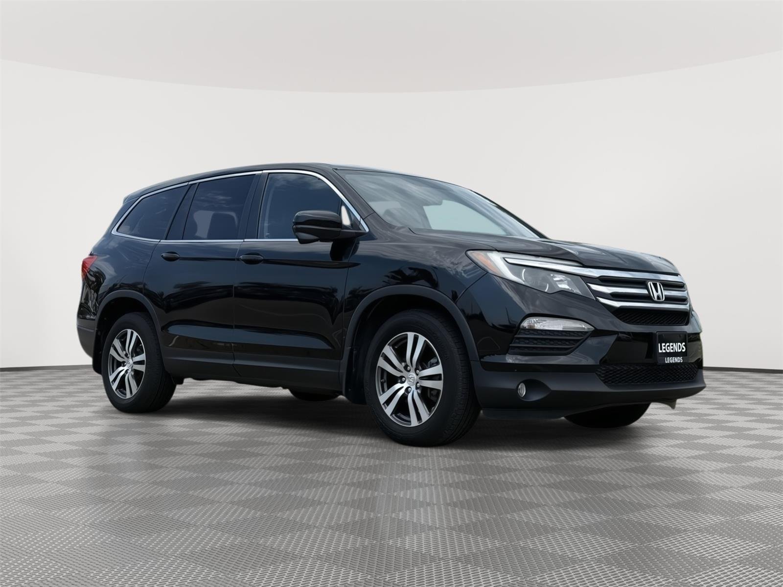 Used 2018 Crystal Black Pearl Honda EX-L image 1