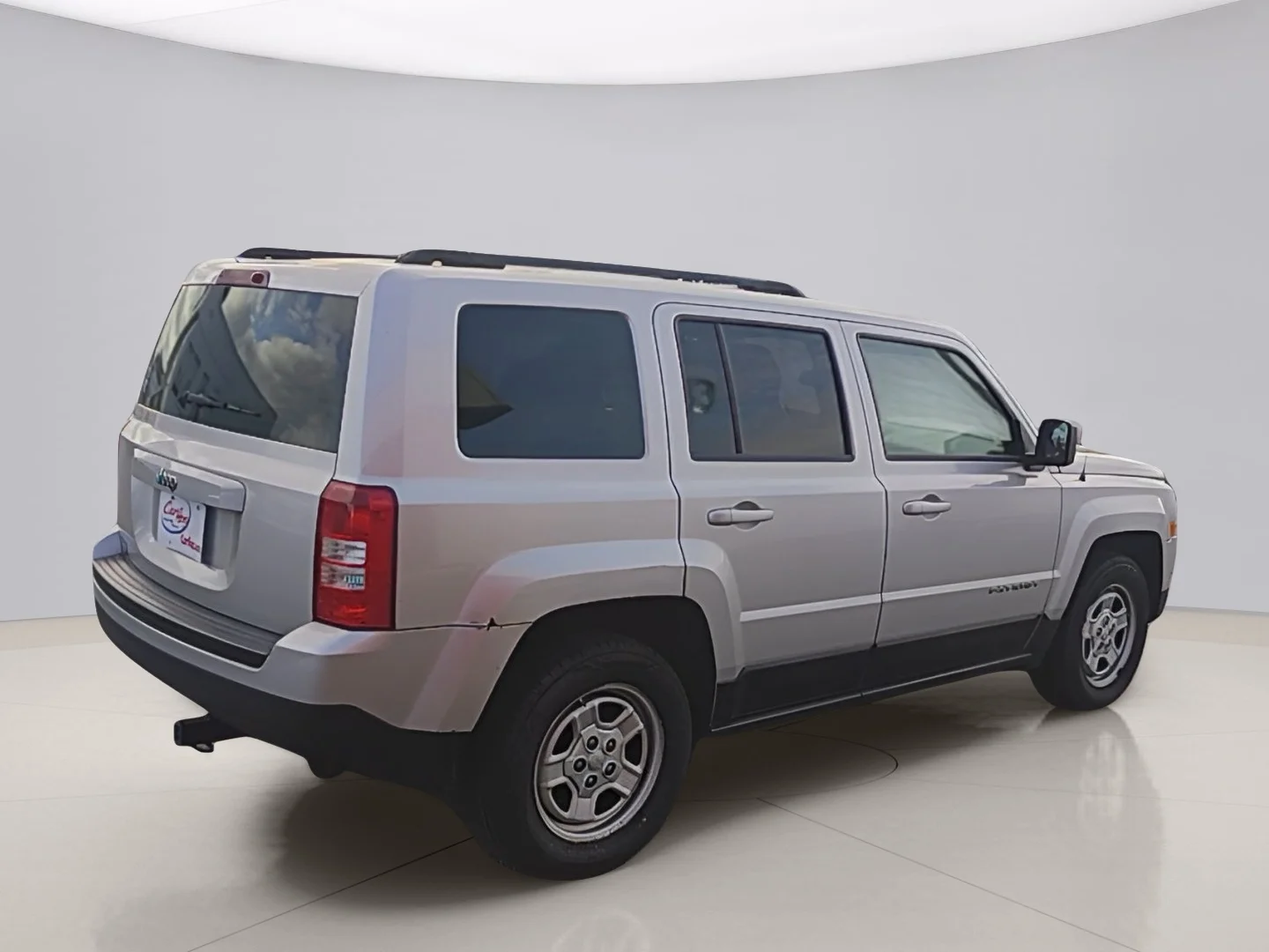 Used 2012 Silver Jeep PATRIOT image 5