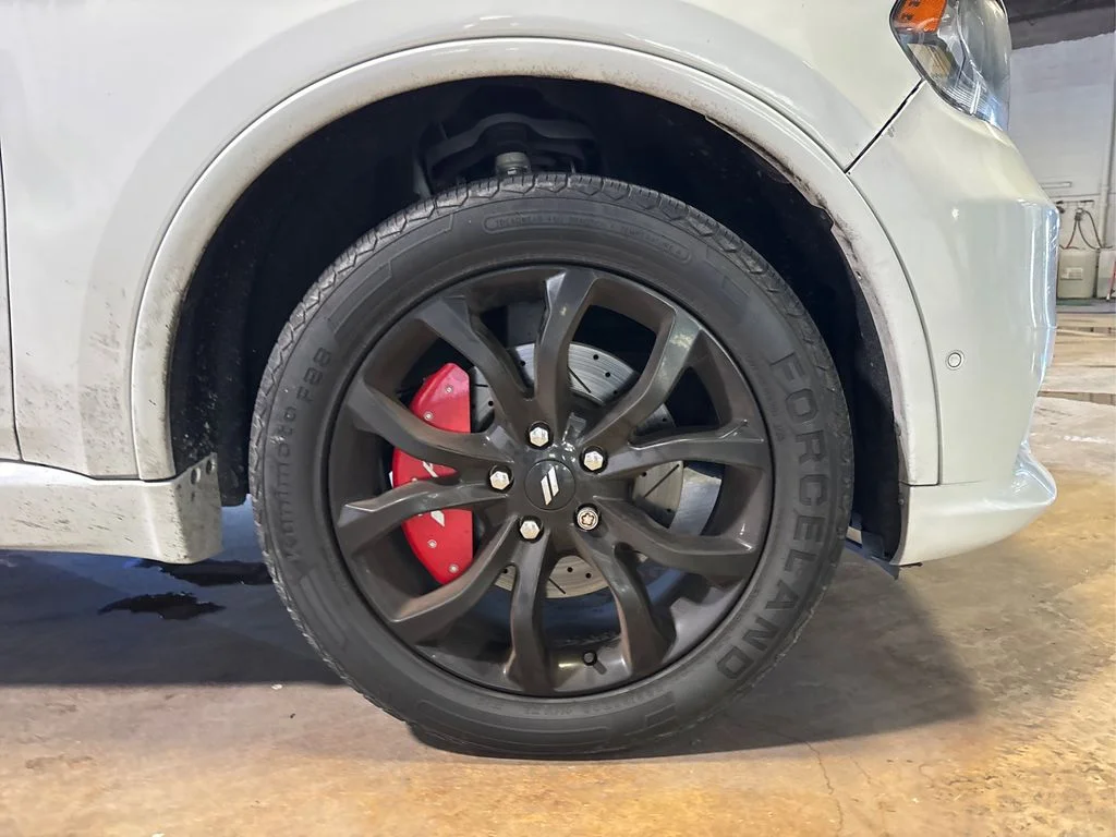 Used 2019 White Knuckle Clearcoat Dodge R/T image 21