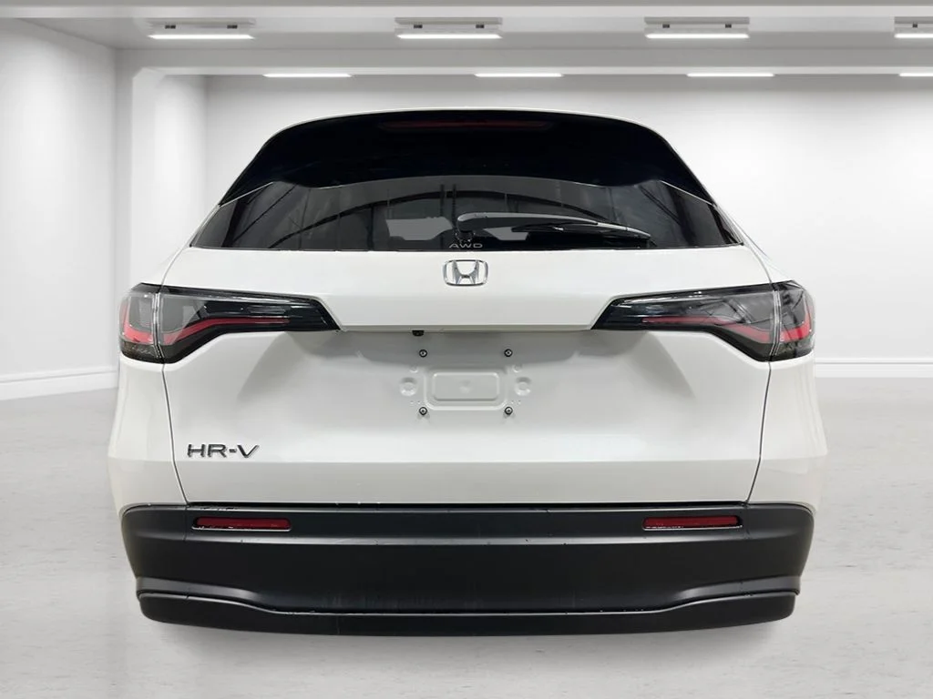 New 2027 Platinum White Pearl Honda LX image 4