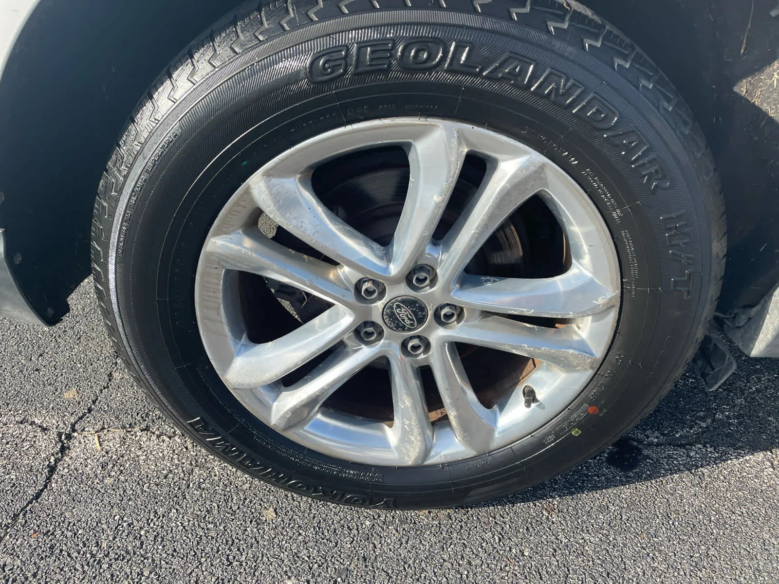 Used 2015 White Platinum Metallic Tri-Coat Ford SEL image 6