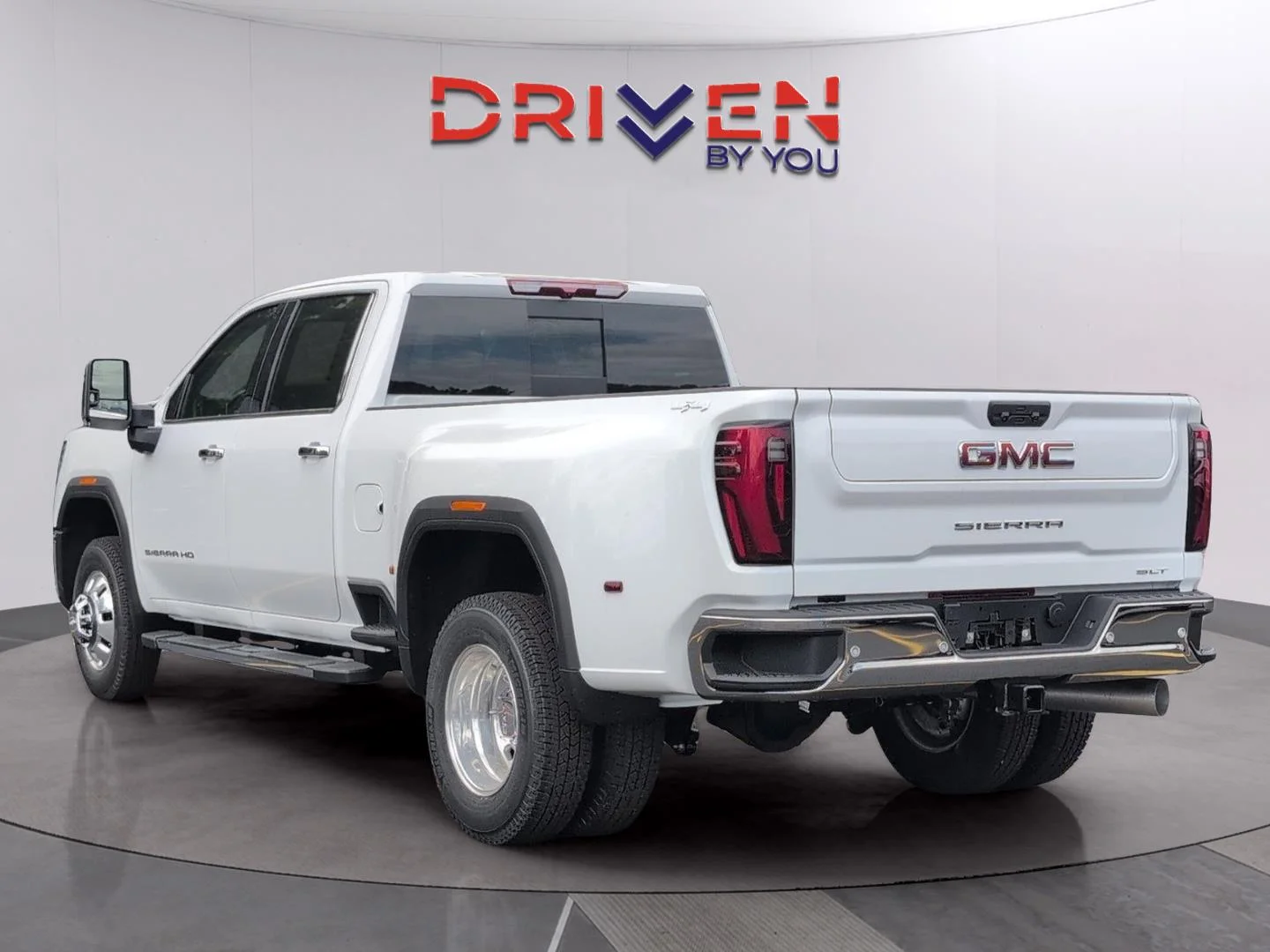 New 2026 Summit White GMC SLT DRW image 2