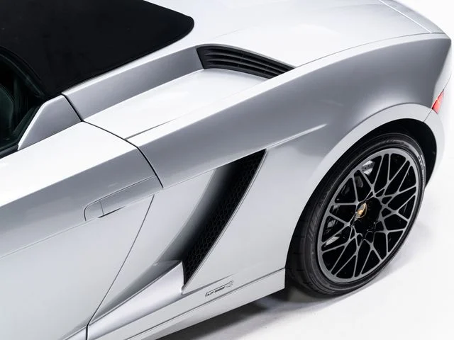 Used 2011 Silver Lamborghini LP560-4 image 79