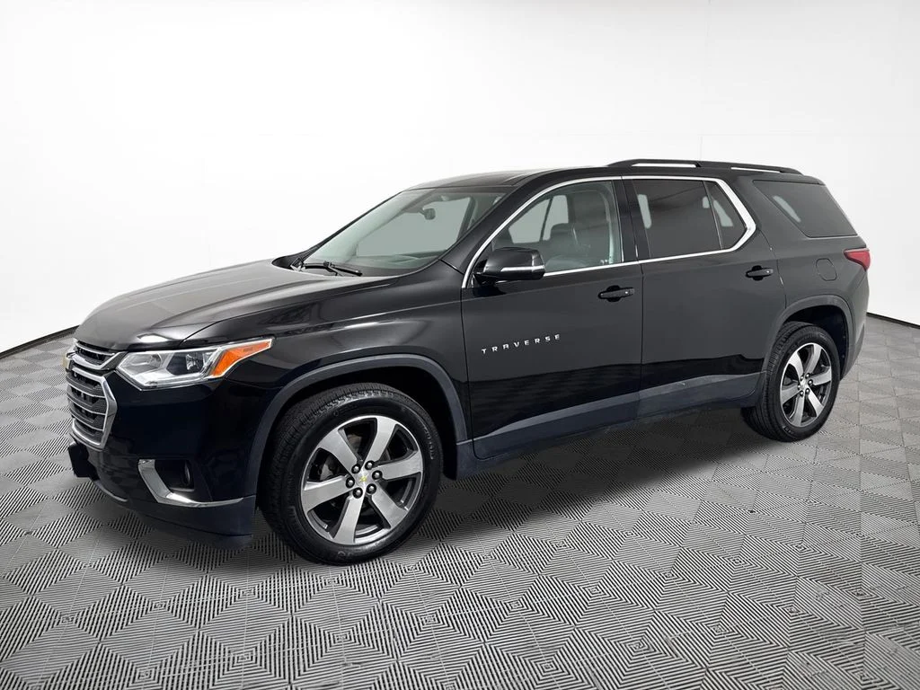 Used 2019 Black Chevrolet 3LT image 2