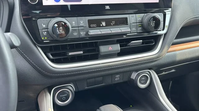 2024 Toyota Grand Highlander Limited - Photo 30