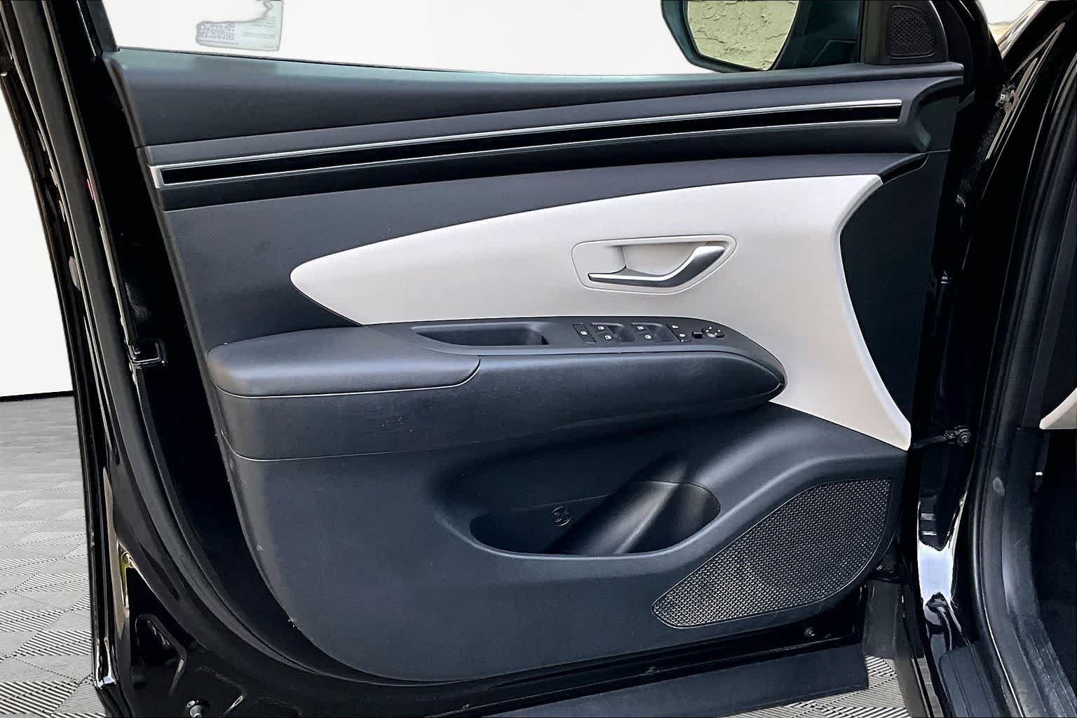 Used 2024 Black Pearl Hyundai SEL image 20