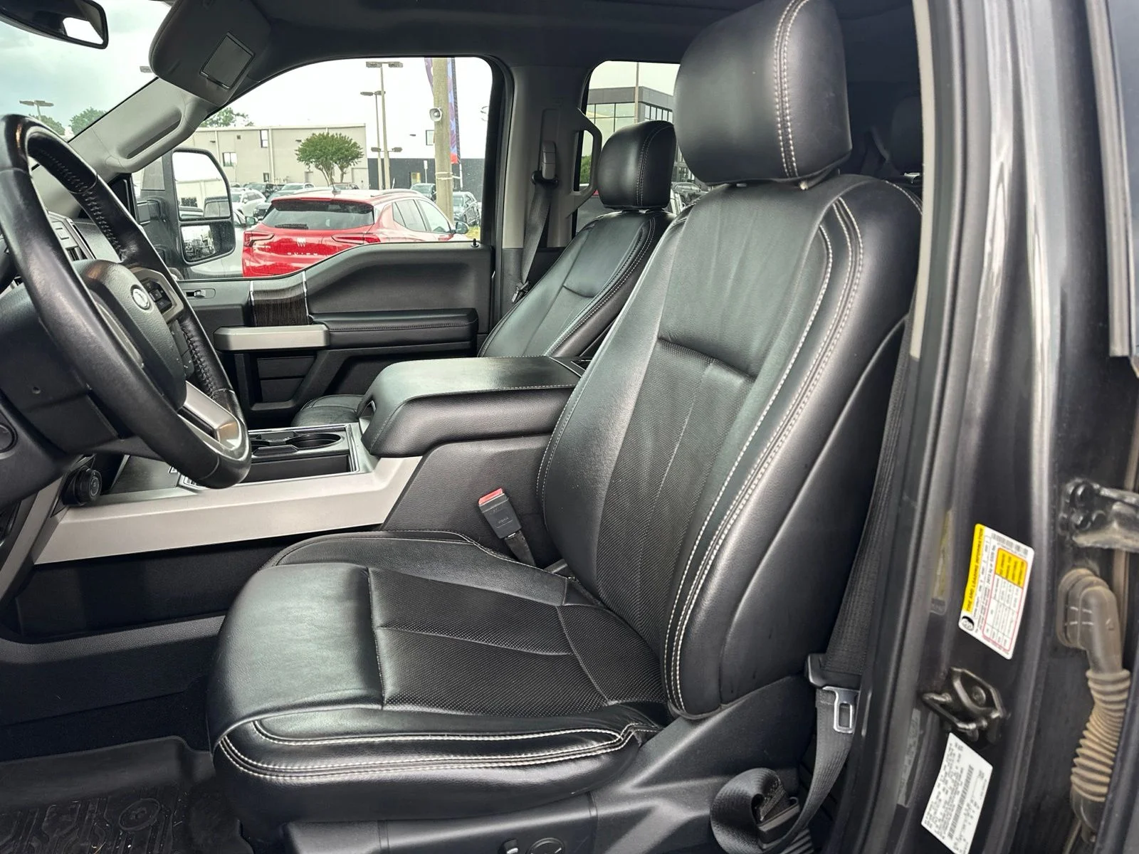 Used 2020 Gray Ford Lariat image 8