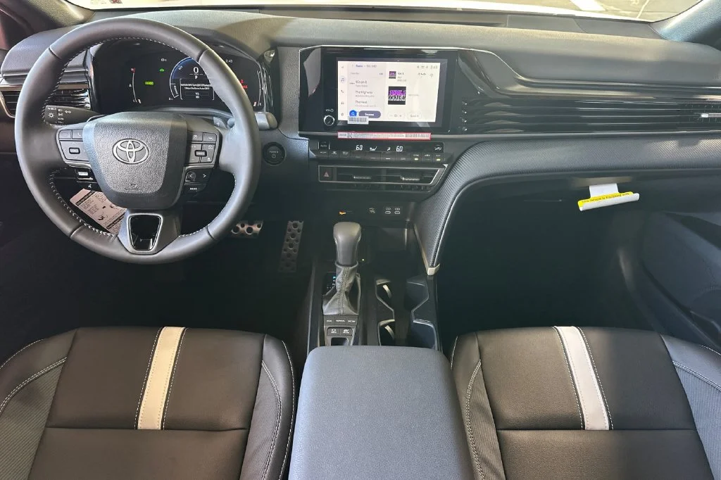 New 2026 Reservoir Blue Toyota  SE image 15