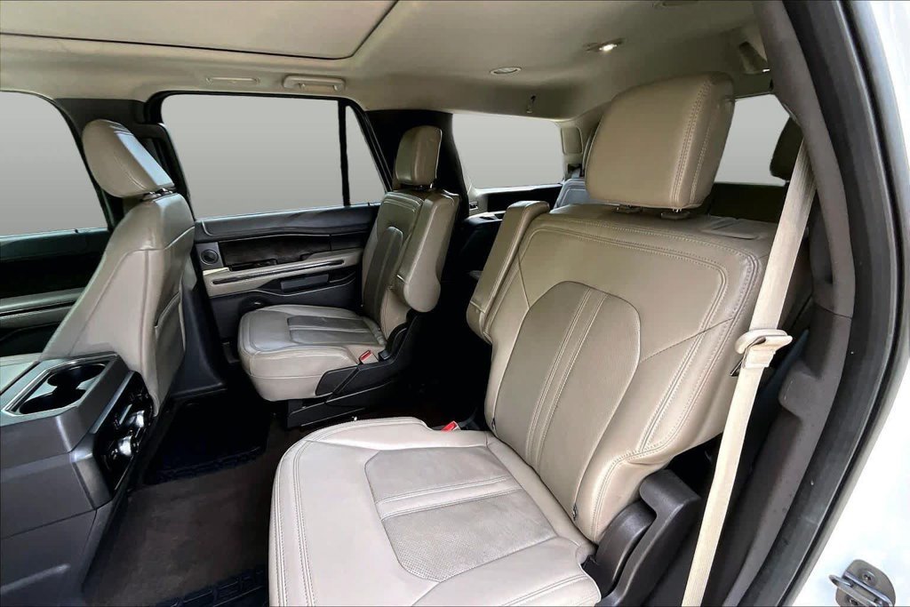 Used 2021 White Ford Limited image 21