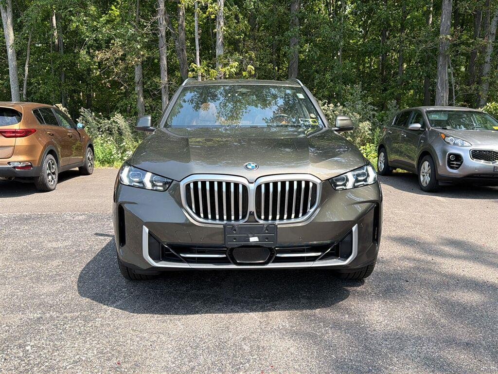 Used 2024 Manhattan Green Metallic BMW xDrive40i image 13