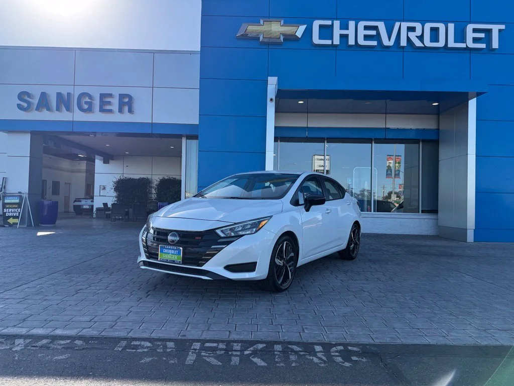 Used 2025 White Nissan 1.6 SR image 2