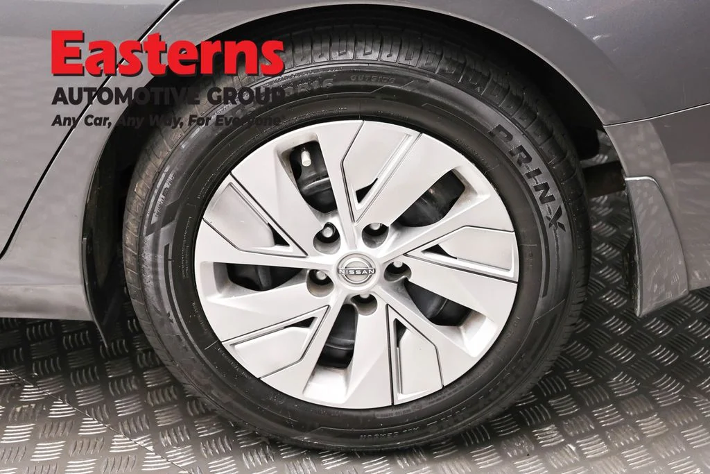 Used 2023 Gray Nissan 2.5 S image 8