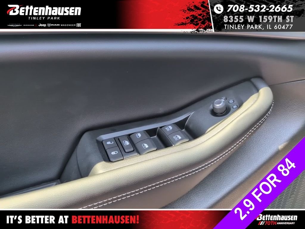 New 2026 Baltic Gray Metallic Clear-Coat Exterior Paint Jeep Limited image 15