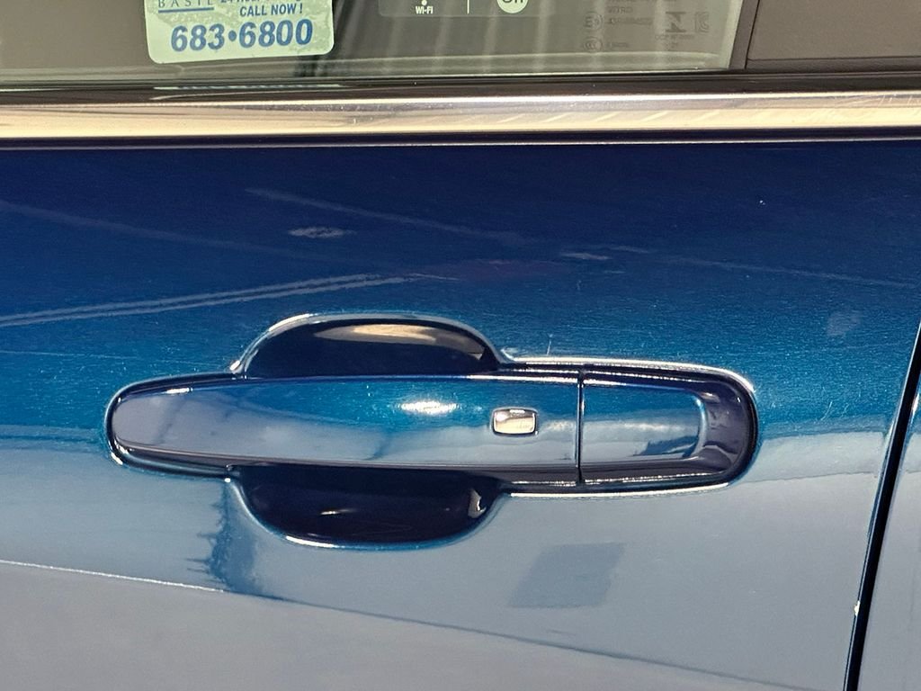 Used 2021 Blue Chevrolet LT image 18