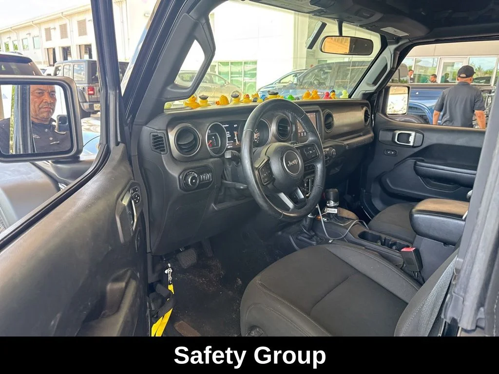 Certified Used 2018 Black Jeep Sport S image 5