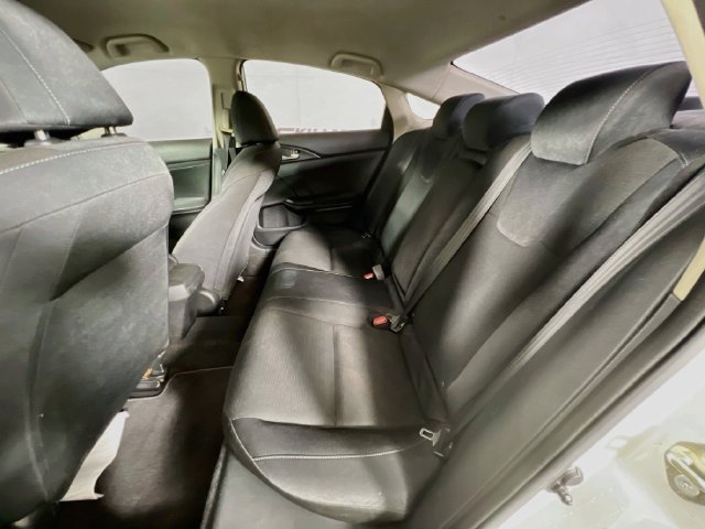 2020 Honda Insight EX - Photo 22