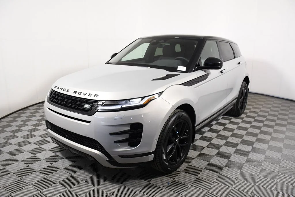 2026 Land Rover Range Rover Evoque Dynamic SE's photo