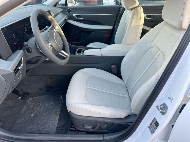 New 2026 White Hyundai SEL Sport image 41