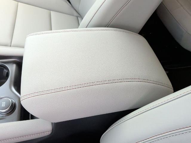 New 2026 Space White Metallic Ford Active image 79