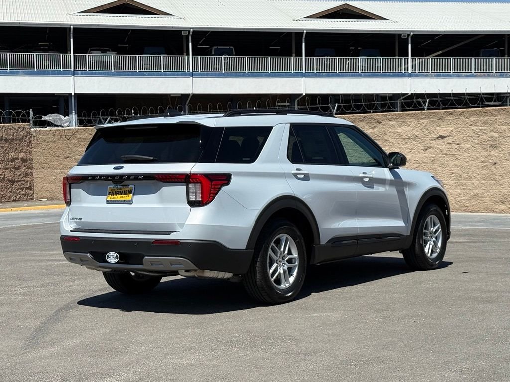 New 2026 Space White Metallic Ford Active image 3